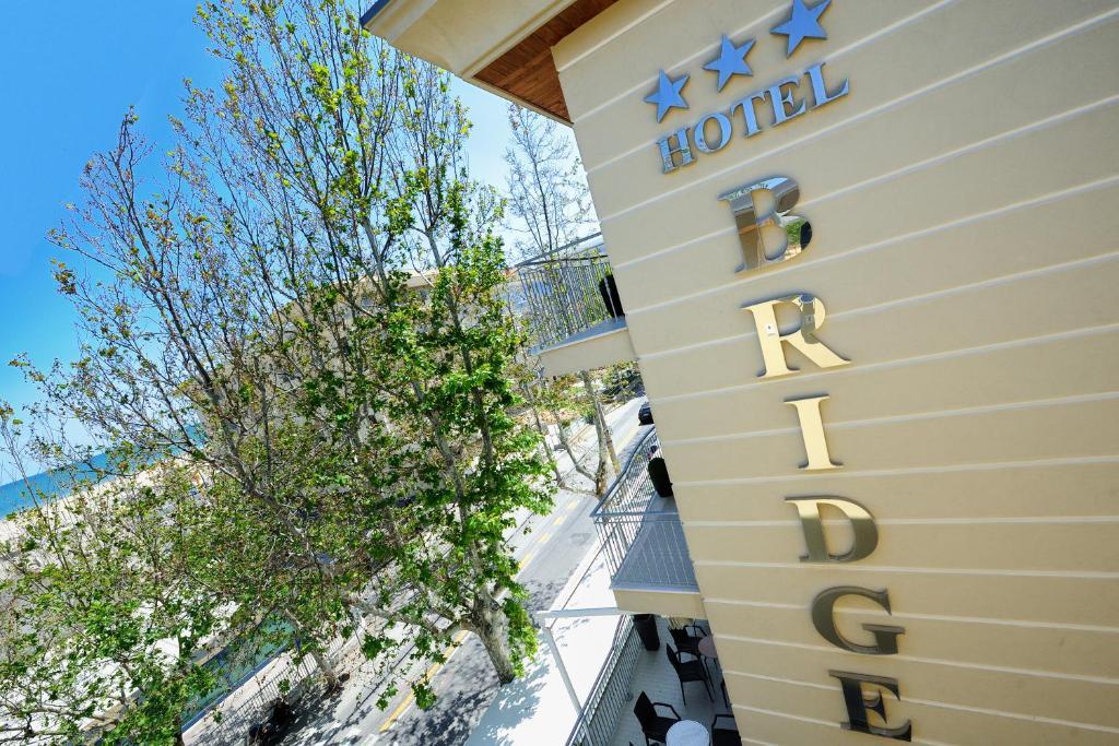 Hotel Bridge Rímini Exterior foto